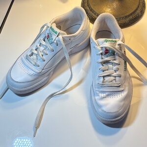 Reebok women’s White Sneakers with Green Accents
